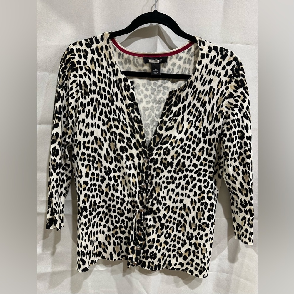 White House Black Market Leopard Print Cardigan Size M/Snap Closure